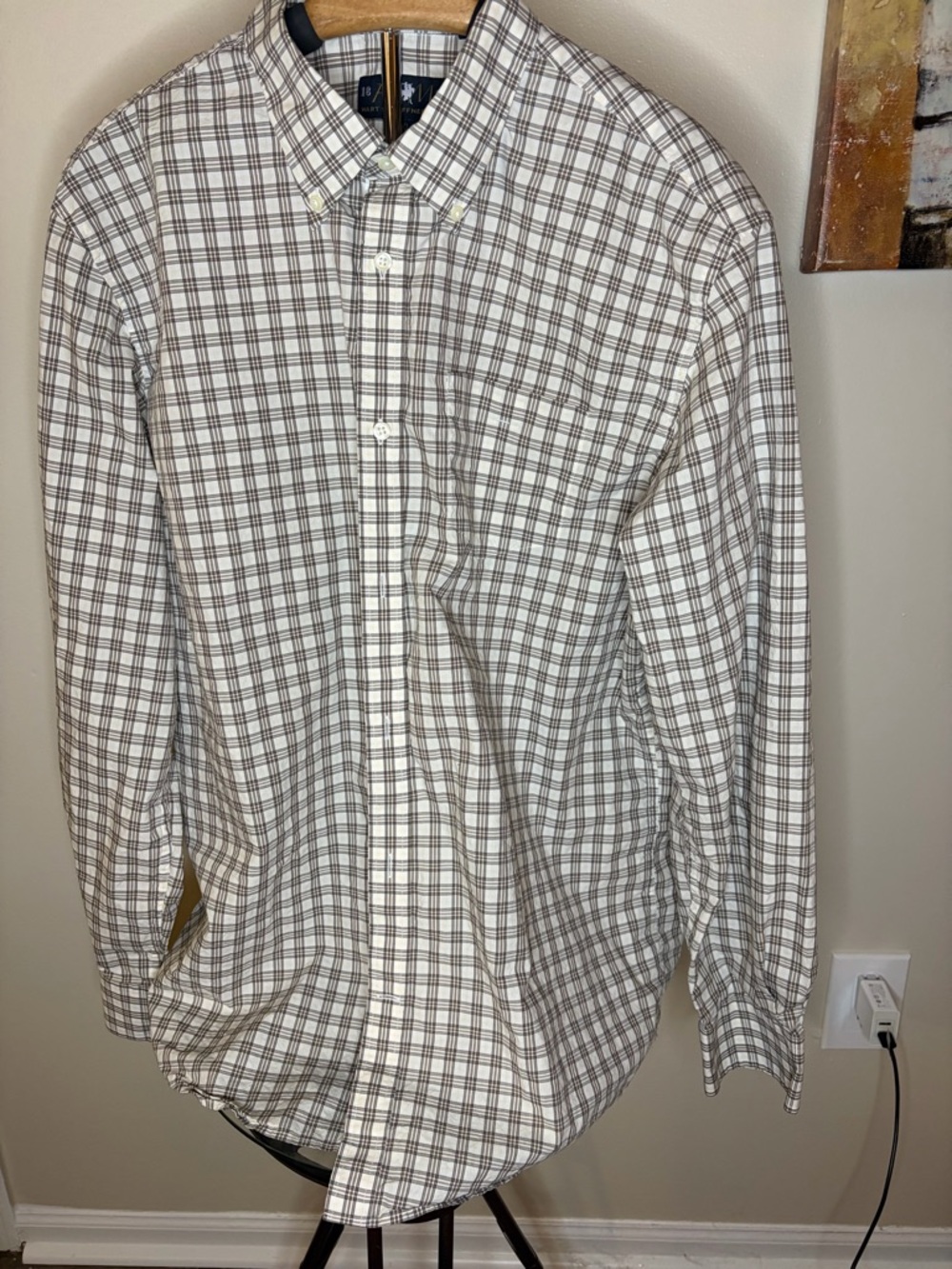 Hart Schaffner Marx Brown and White Plaid Button-Down Shirt